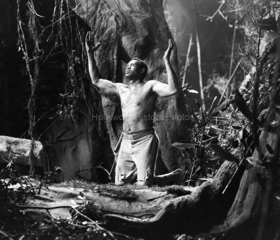 Paul Robeson 1933 WM.jpg